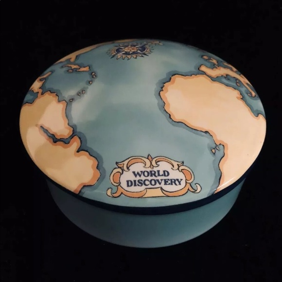 Tiffany& co Tauck World is discovery trinket box - Picture 3 of 5